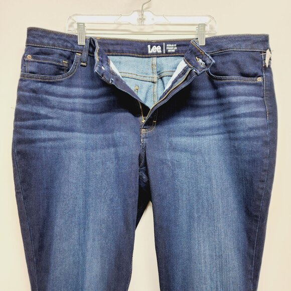 Lee Womens jeans Regular Fit Straight Leg Mid Rise stretch  24 M plus size - Picture 10 of 13